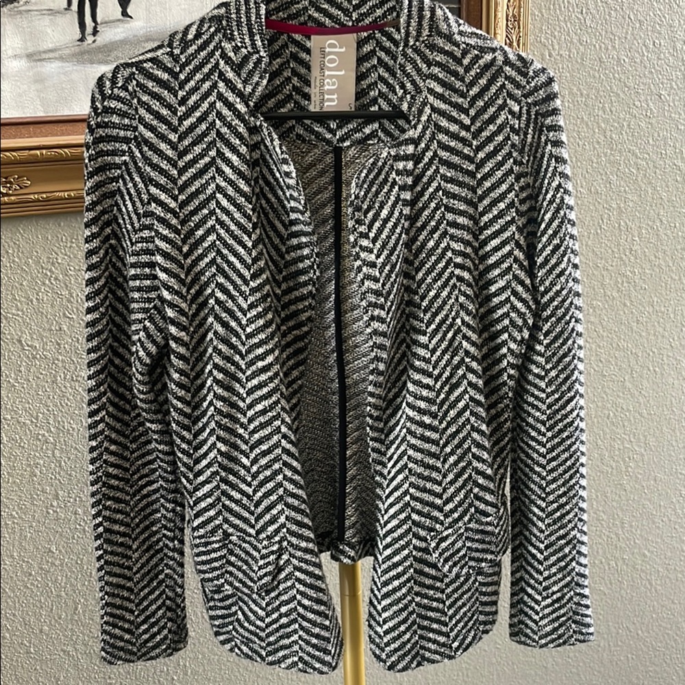 Dolan Black and White Chevron Cardigan with Lapel Collar size small